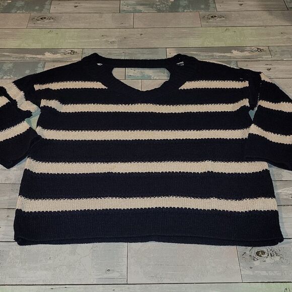 Maurices Striped Sweater sz Large - Picture 1 of 5